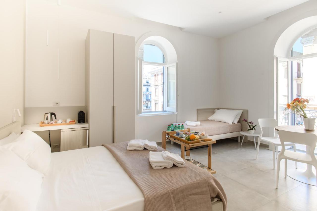 Lux Caracciolo Bed & Breakfast Napoli Ngoại thất bức ảnh